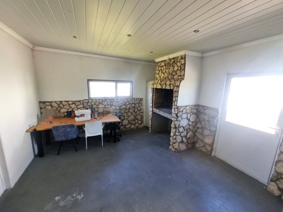 9 Bedroom Property for Sale in Long Acres Country Estate Western Cape